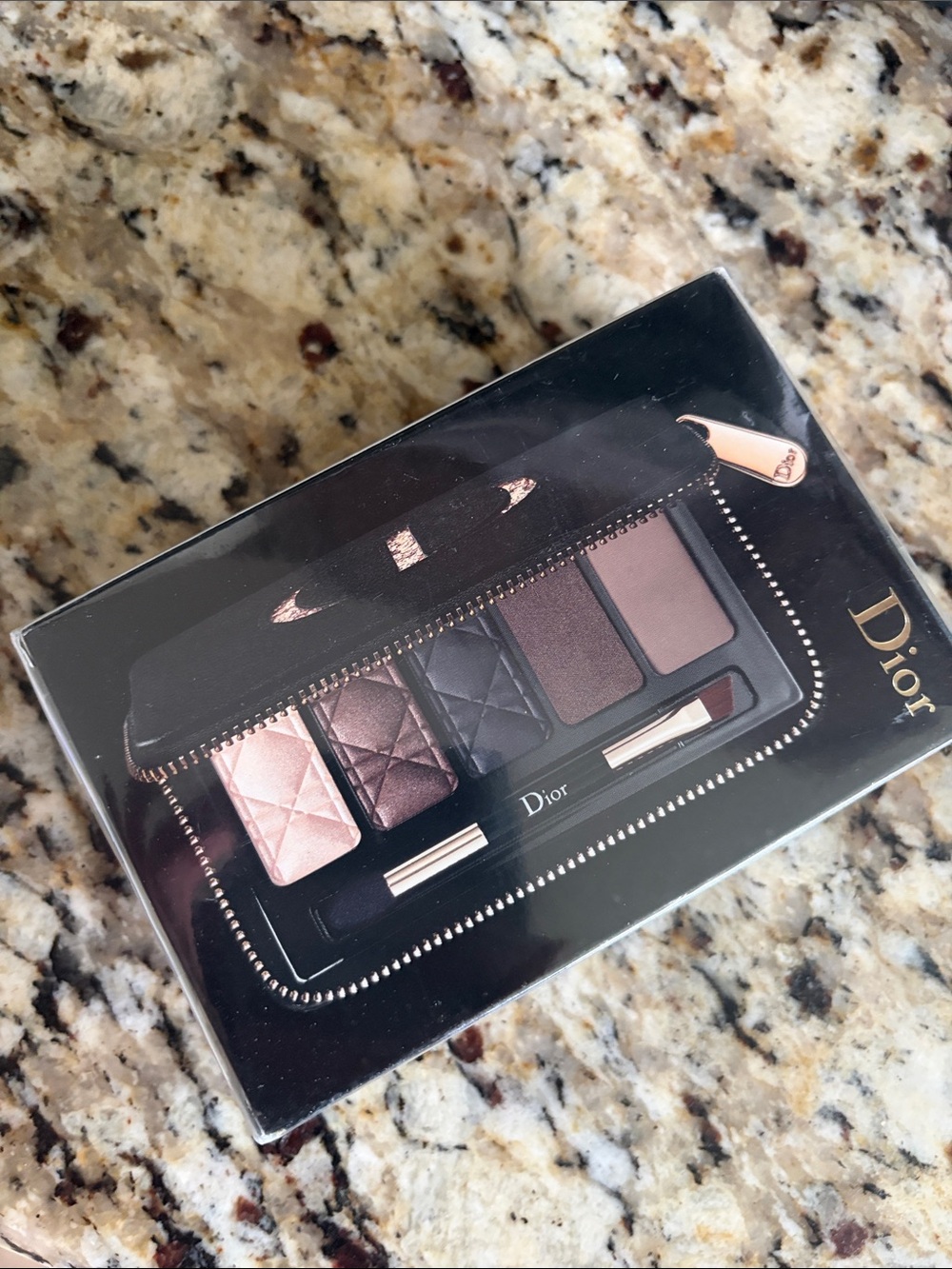💋⚡️DIOR Holiday Total Matte Smoky Palette - Picture 5 of 6